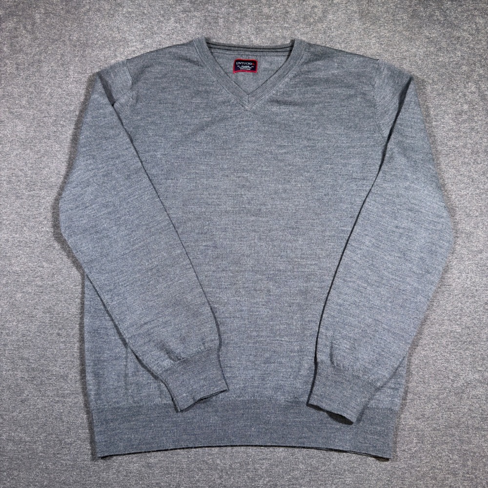 UNTUCKit Sweater Mens XL Gray 100% Merino Wool V-Neck Pullover Long Sleeve Light